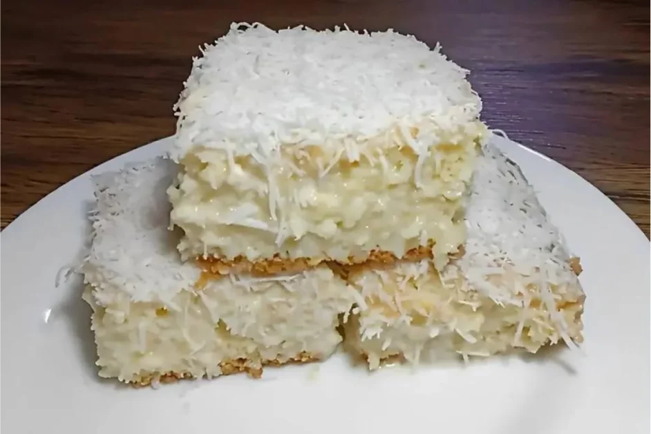 Bolo de Coco Gelado bem molhadinho