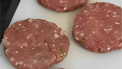 Hambúrguer Caseiro com apenas 4 ingredientes