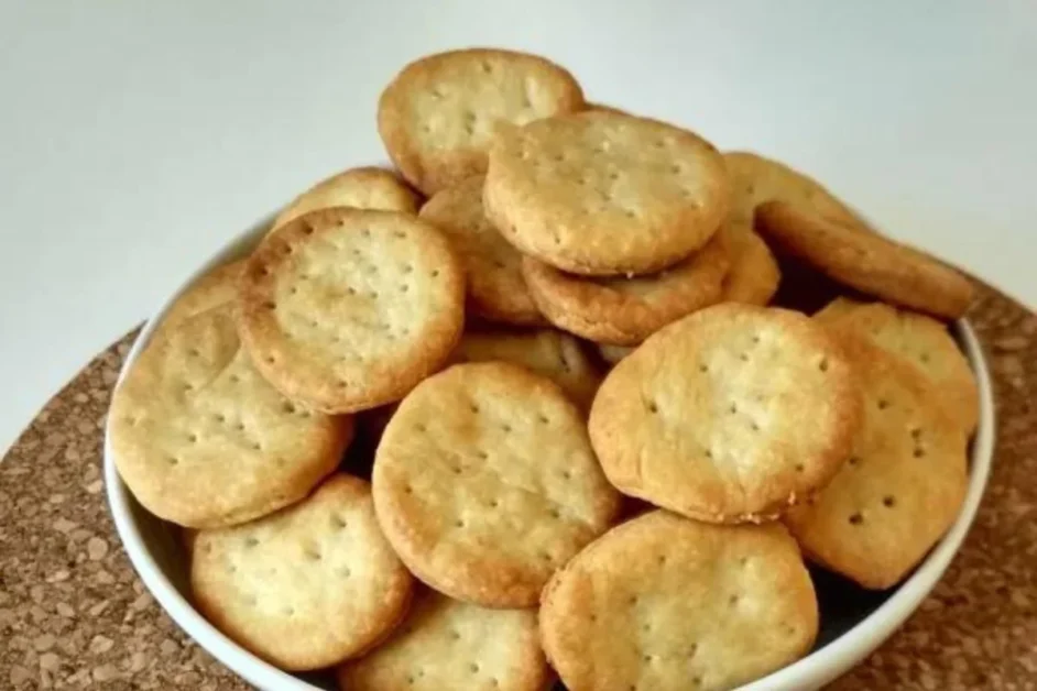 Biscoitinhos salgado uma delícia e vai poucos ingredientes