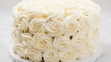 Aprenda a fazer o famoso glacê de leite em pó que não derrete fora da geladeira!