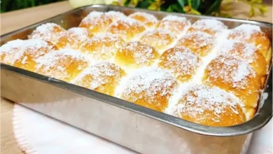 Pãozinho doce para o café da manhã do primeiro dia do ano novo