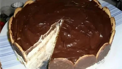 Torta holandesa de liquidificador é muito fácil de fazer e tem a combinação perfeita para o natal