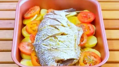 Peixe de forno super saboroso e bem temperado fica simplesmente delicioso