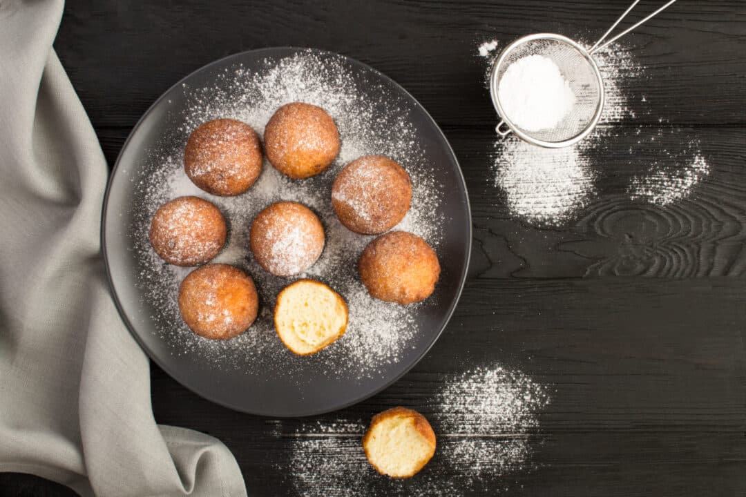 Bolinho de Água e Sal da Vovó: Um Sabor de Nostalgia