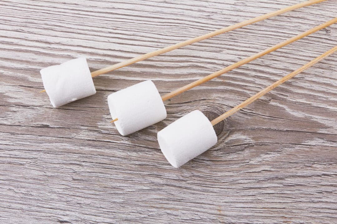 Que tal fazer esse Marshmallow no Palito hoje? Você vai se surpreender!