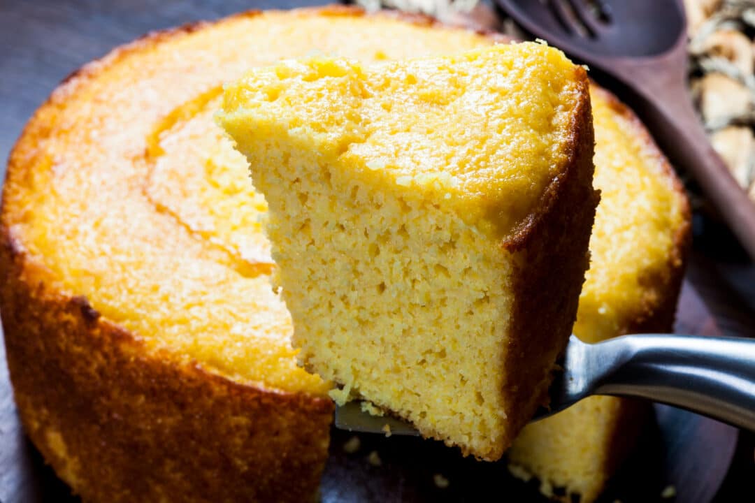 Bolo de Fubá com Maizena: Uma Receita de Família