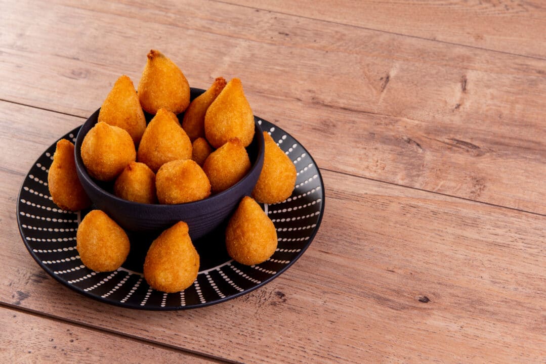 Coxinha de Mandioca da Vovó é uma receita com muito amor e tradição