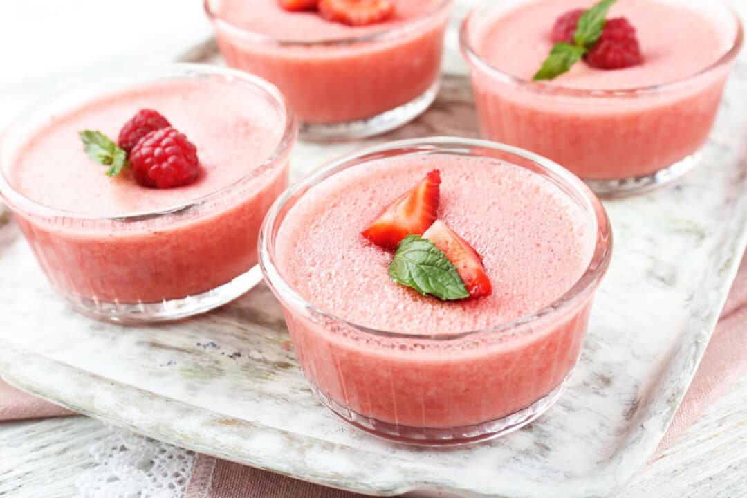 Mousse de Suco de Morango