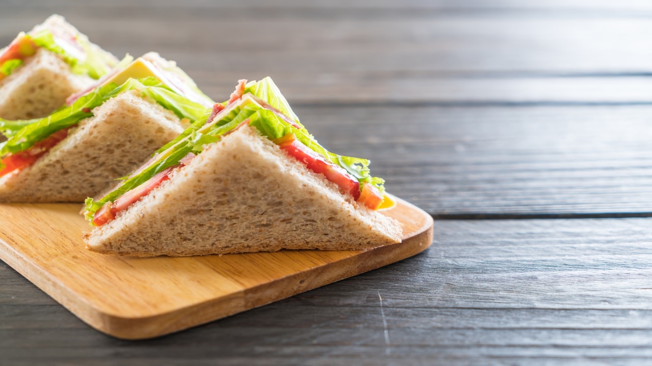 Sanduíche de Atum Uma Receita Deliciosa e Nostálgica