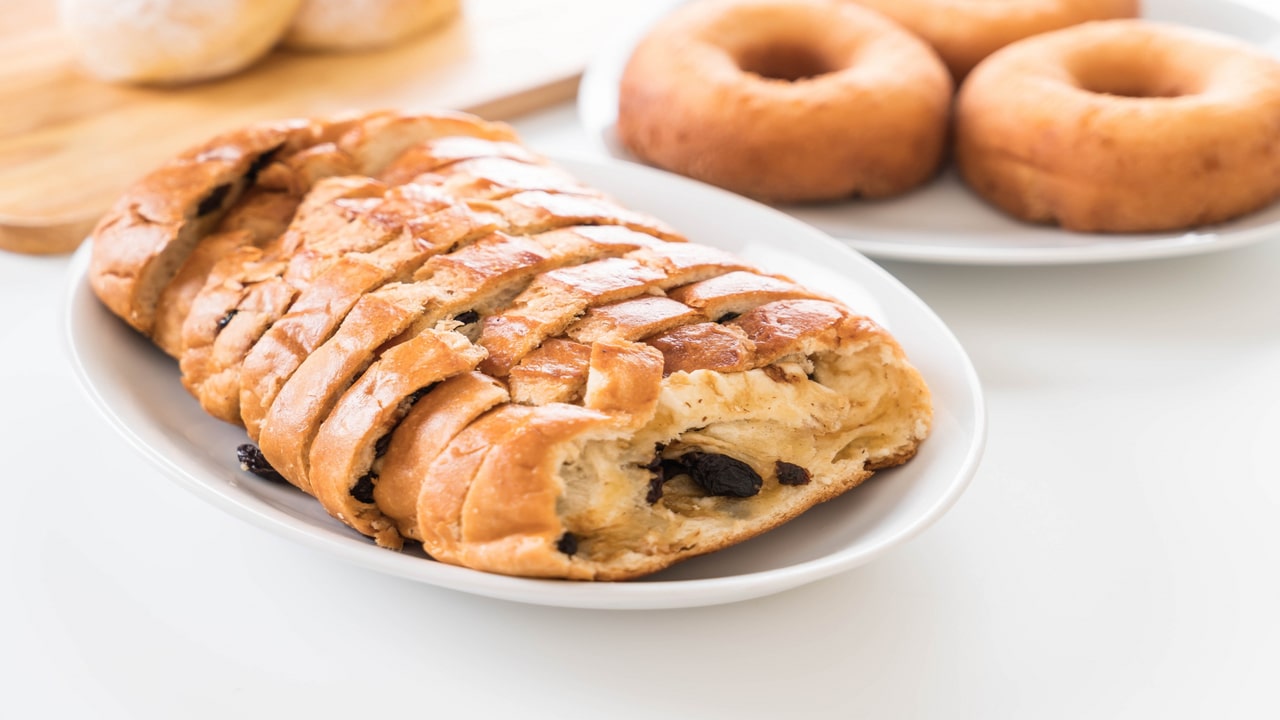 Pão de Passas da Vovó: Uma Receita que Transforma Momentos em Memórias