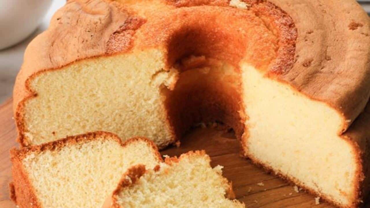 Bolo de Mandioca que Aprendi com Minha Vó: Receita Deliciosa e Tradicional