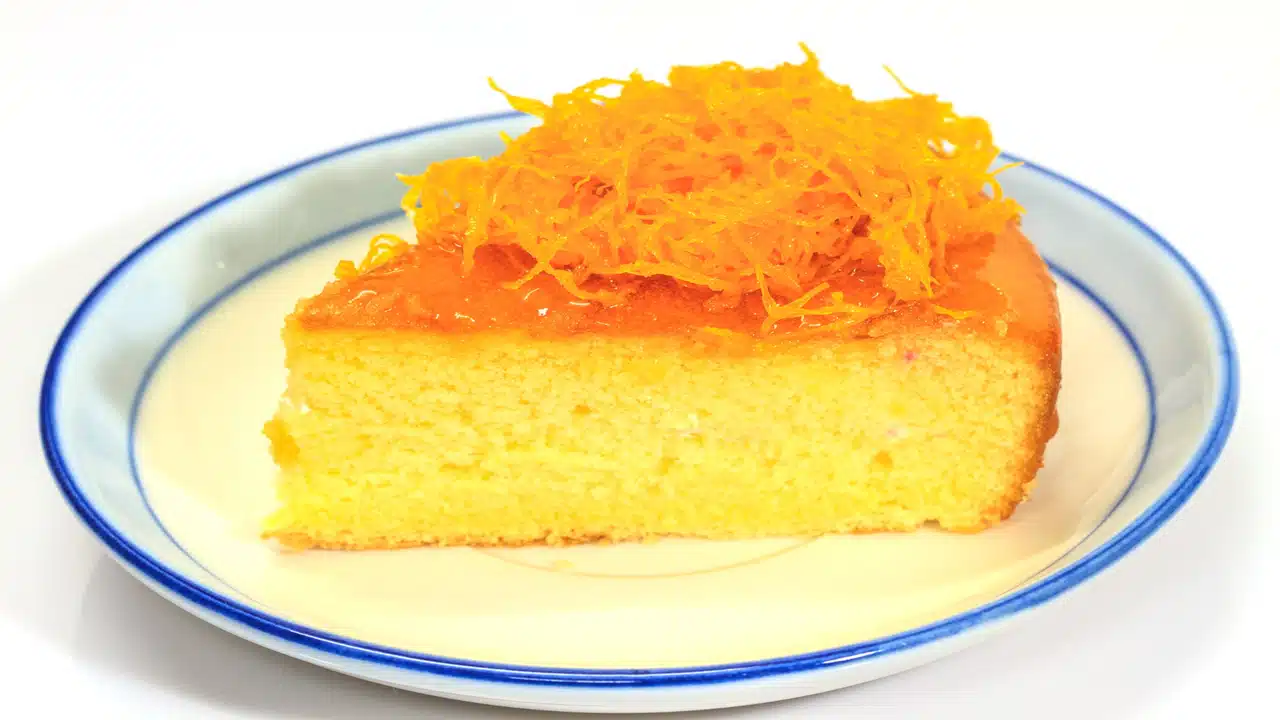 Receita de Bolo de Laranja Molhadinho: Delicioso e Fácil de Fazer