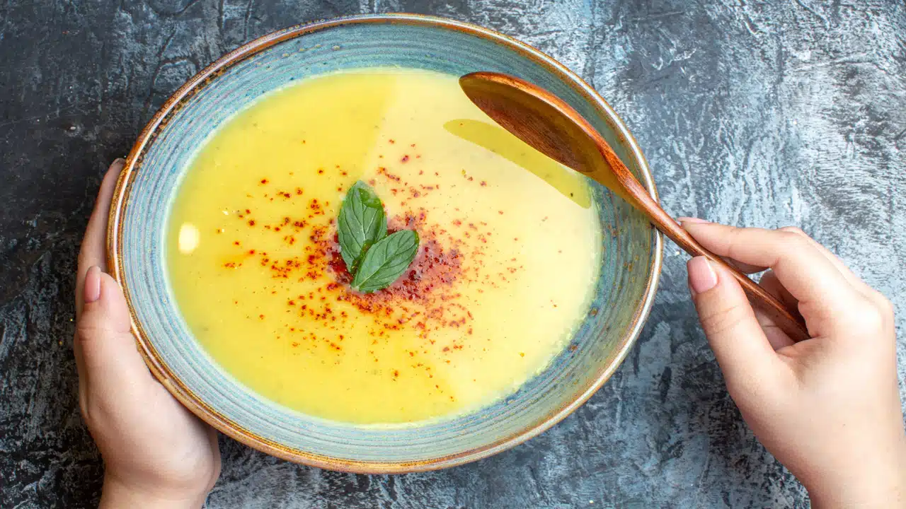 Caldo de Mandioquinha Receita Fácil e Deliciosa para Esquentar o Dia