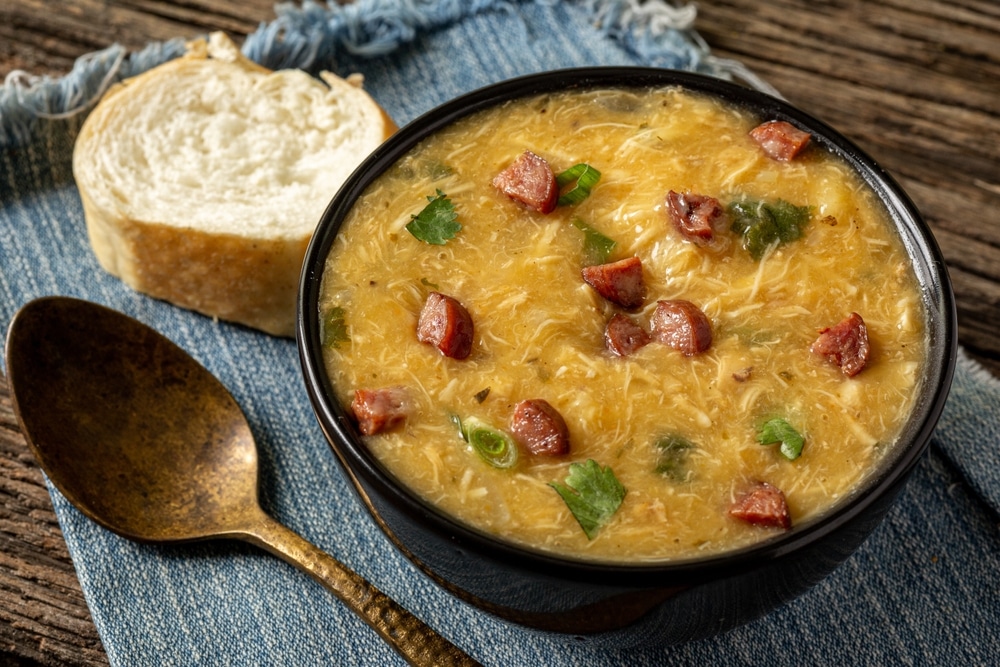 Caldo de Kenga Fácil: Uma Explosão de Sabores Exóticos em Cada Colherada!