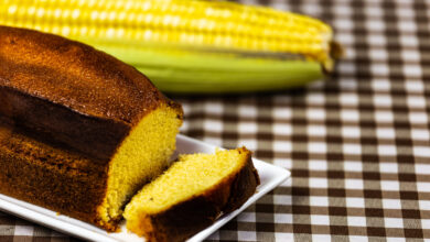 Bolo de Milho Verde com Espigas